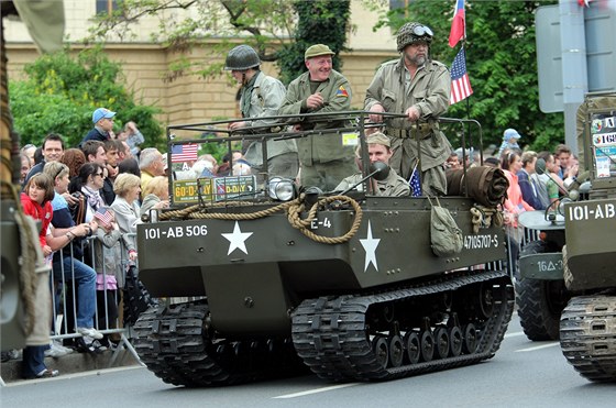 Osvobození kadý rok pipomíná ji tradiní Konvoj svobody (ilustraní foto).