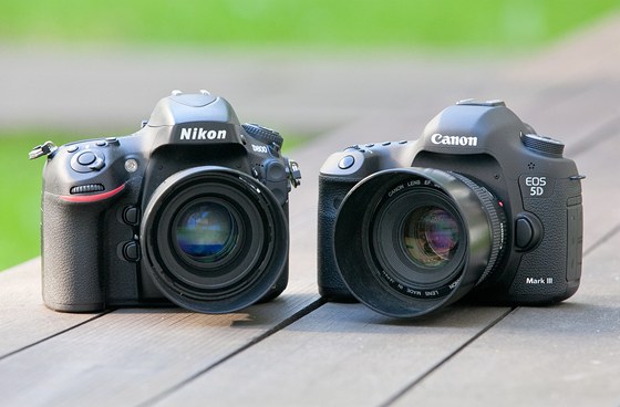 Test fotoaparátů Nikon D800 a Canon 5D Mark III. (8. května 2012, Praha)