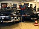 Ve svých ticeti letech zaal pan Píhoda sbírat historické automobily z eské