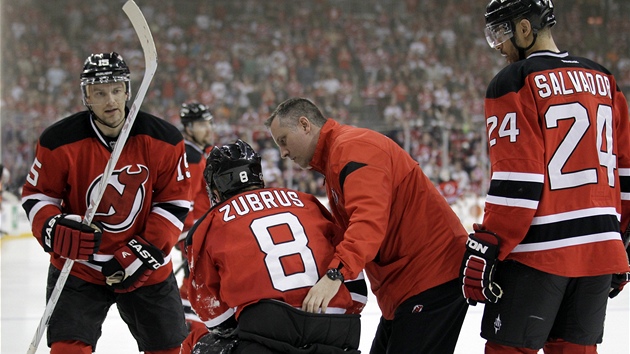 Petr Sýkora, jediný eský hokejista, který nastoupil v esti finálových sériích o Stanley Cup (pohár získal dvakrát)