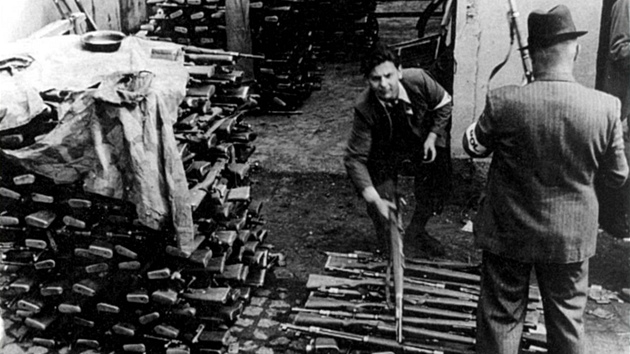 Z náchodského pivovaru se po německé kapitulaci stal sklad zbraní.