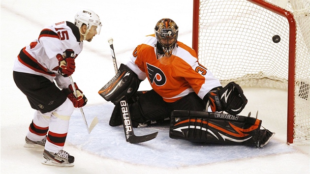 Petr Sýkora, jediný eský hokejista, který nastoupil v esti finálových sériích o Stanley Cup (pohár získal dvakrát)