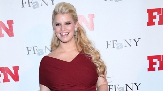 T�hotná Jessica Simpsonová