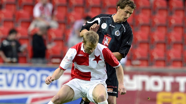 Útoník Stanislav Vlek bude i v následujícím roníku oblékat dres Slavie.