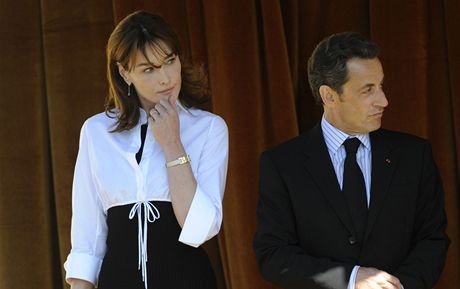 Nicolas Sarkozy a jeho manelka Carla v Madridu (duben 2009)