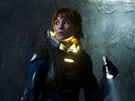 Z filmu Prometheus, Noomi Rapaceová jako vdkyn Elisabeth Shawová