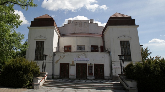 Kladenské divadlo bylo oteveno 11. kvtna 1912.