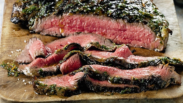 Flank steak s chimichurri marinádou