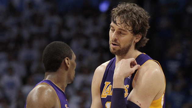 A TAM. Jako by se Kobe Bryant díval, kam míí rozpoet LA Lakers.