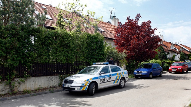 D�m Davida Ratha, ve kterém policisté ud�lali jednu z domovních prohlídek. (15....
