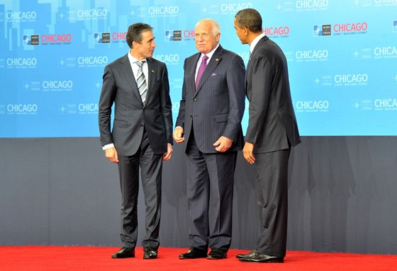 Prezident Václav Klaus na summitu NATO v americkém Chicagu