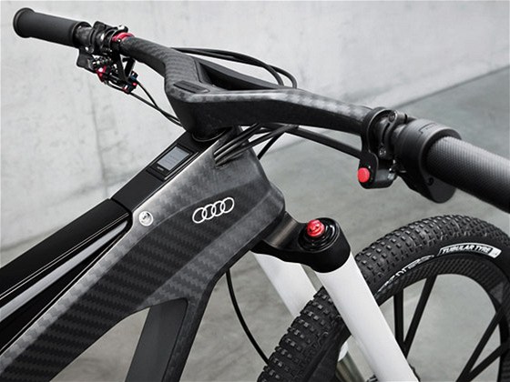 E-bike Audi ovldan mobilem