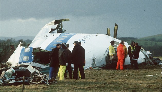 Varování zůstalo zavalené papíry. Výbuch letadla nad skotským Lockerbie