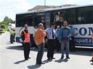 Stet drezíny a autobusu na pejezdu v Teti