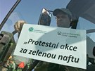Protestující zemdlci na pivadi k dálnici D1 u Velkého Beranova (23. kvten