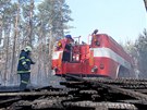 Lesní poár u Bzence na Hodonínsku. Plameny zasáhly a 200 hektar borovic. 