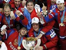 ZLATÁ HORDA. Ruská reprezentace slaví, po výhe nad Slovenskem získala zlaté