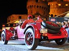 Mille Miglia je velkou událostí pro celou Itálii. sSlnice bývají doslova