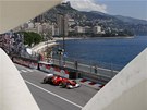 V ZÁLIVU. Fernando Alonso z týmu Ferrari pi tréninku na Velku Monaka.