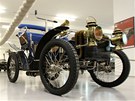 Národní technické muzeum v Praze vystavuje auta a motocykly, které byly doposud