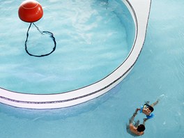 Vedle klasického bazénu je areál bohatí o rzné atrakce jako jsou tobogán,...