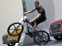 E-bike Audi ovldan mobilem