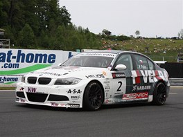 Petr Fuln ve svm soukromm voze BMW na rakouskm Salzburgringu.