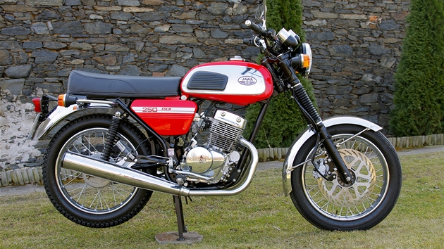 Jawa 250 Four