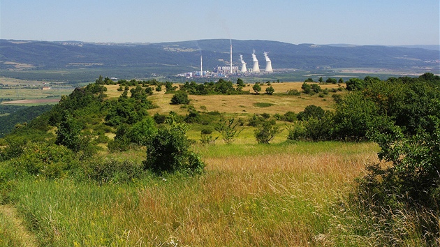 Na Úhoti návtvníci najdou i plastiku pohanského bostva.