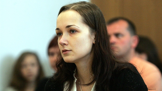 Obalovaná Romana Pítrová se zpovídá z vrady novorozené holiky. (29. kvtna