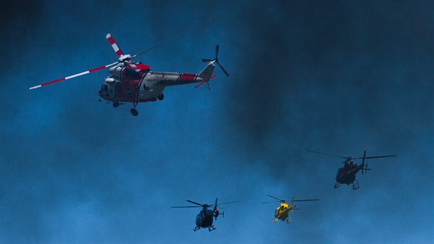 Pi loské helicopter show byl nejsilnjím tahákem hromadný vzlet vrtulník.