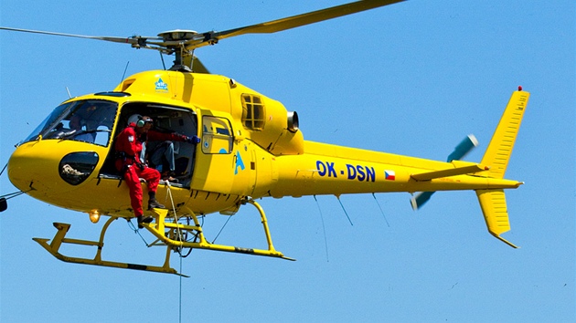 Pi loské helicopter show byl nejsilnjím tahákem hromadný vzlet vrtulník.