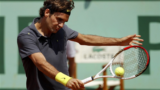 VÍTZSTVÍ. Roger Federer postpil na Roland Garros do druhého kola.
