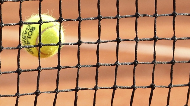 KDE SE HRAJE? V Pa�í�i, na Roland Garros.