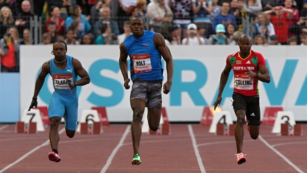 AHOUN NA TRATI . Usain Bolt na stovce na Zlaté trete. 