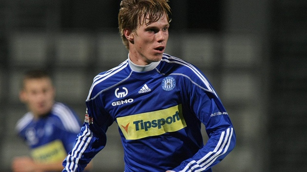 TALENT V AKCI. Mladý olomoucký stoper Tomá Kalas nastoupil v základní sestav.