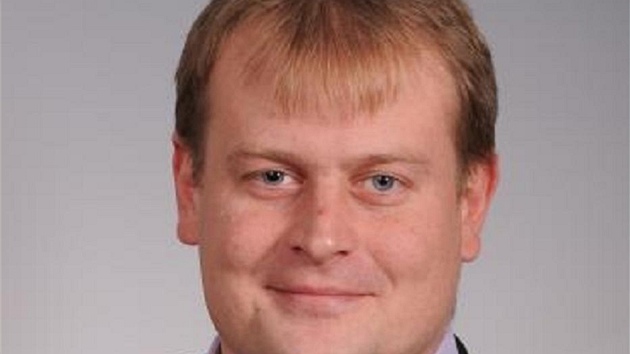 "Odvoláme starostku," hlásil p�ed týdnem místostarosty Prahy 3 Tomá� Kalousek.