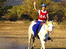 Martina Drásalová v cíli mezinárodního vytrvalostního závodu na 120 km v jiní