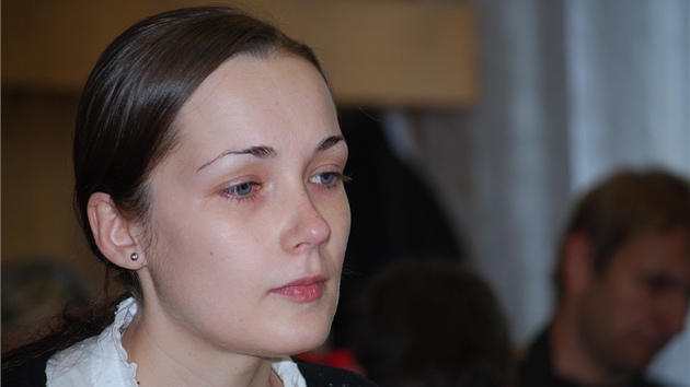 Romana Pítrová po vyhláení rozsudku estnáctiletého vzení. (31. kvtna 2012)