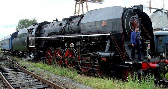 Parní lokomotiva lechtina je pýchou plzeského Iron Monument Clubu.