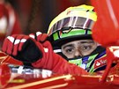 Felipe Massa z Ferrari ped zaátkem tetího meného tréninku na Velké cen