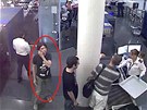 Luka Magnotta, jak ho zachytily bezpenostní kamery pi letitní kontrole.