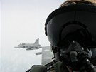 Elitní etí letci s letouny Jas-39 Gripen na cviení Arctic Tiger v Norsku