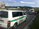 Nehoda autobusu s autem na Barrandovském most