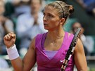 JO! Vítzné gesto Sary Erraniové v semifinálovém utkání Roland Garros.