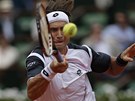 panlský tenista David Ferrer v semifinálovém duelu Roland Garros s krajanem