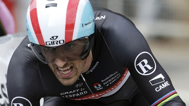 vcar Fabian Cancellara z tmu Radioshack na trati prologu zvodu Kolem vcarska.
