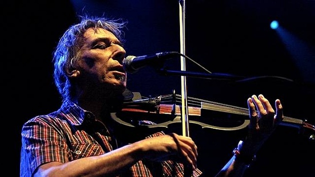 John Cale - John Cale - Black Acetate Tour, Divadlo Archa Praha (9. b�ezna 2006)