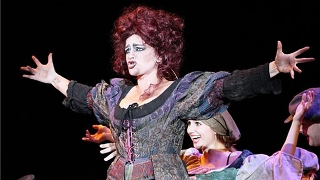 Marta Jandová v muzikálu Bídníci