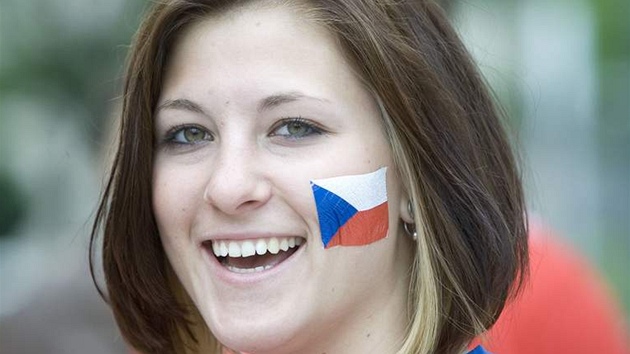 Fanynka, �esko - �eská fanynka p�ed zápasem proti Turecku.